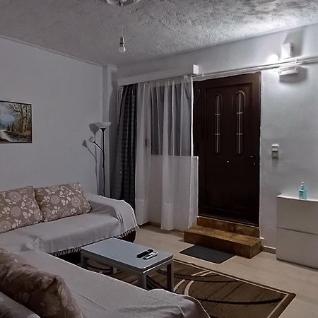 Kirra Ευρύχωρο Και Άνετο Διαμέρισμα Στην Ιτέα Joanna'S Apartment מראה חיצוני תמונה