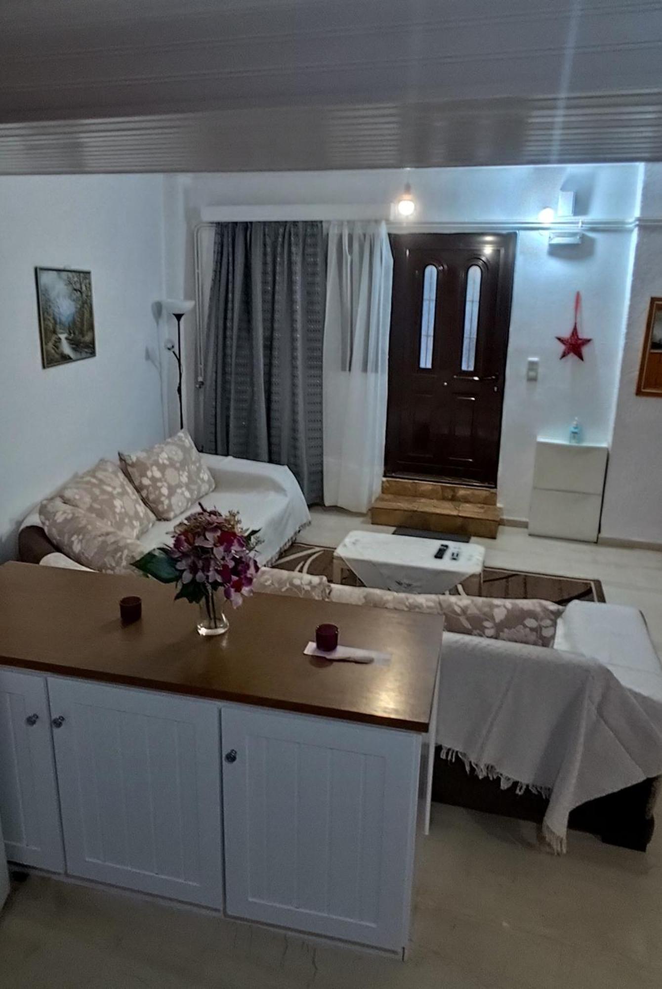 Kirra Ευρύχωρο Και Άνετο Διαμέρισμα Στην Ιτέα Joanna'S Apartment מראה חיצוני תמונה