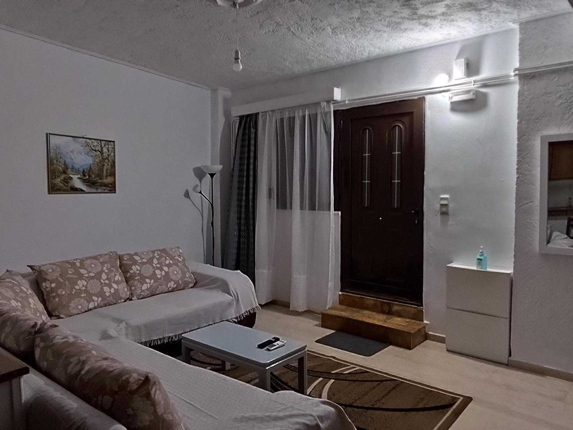 Kirra Ευρύχωρο Και Άνετο Διαμέρισμα Στην Ιτέα Joanna'S Apartment מראה חיצוני תמונה